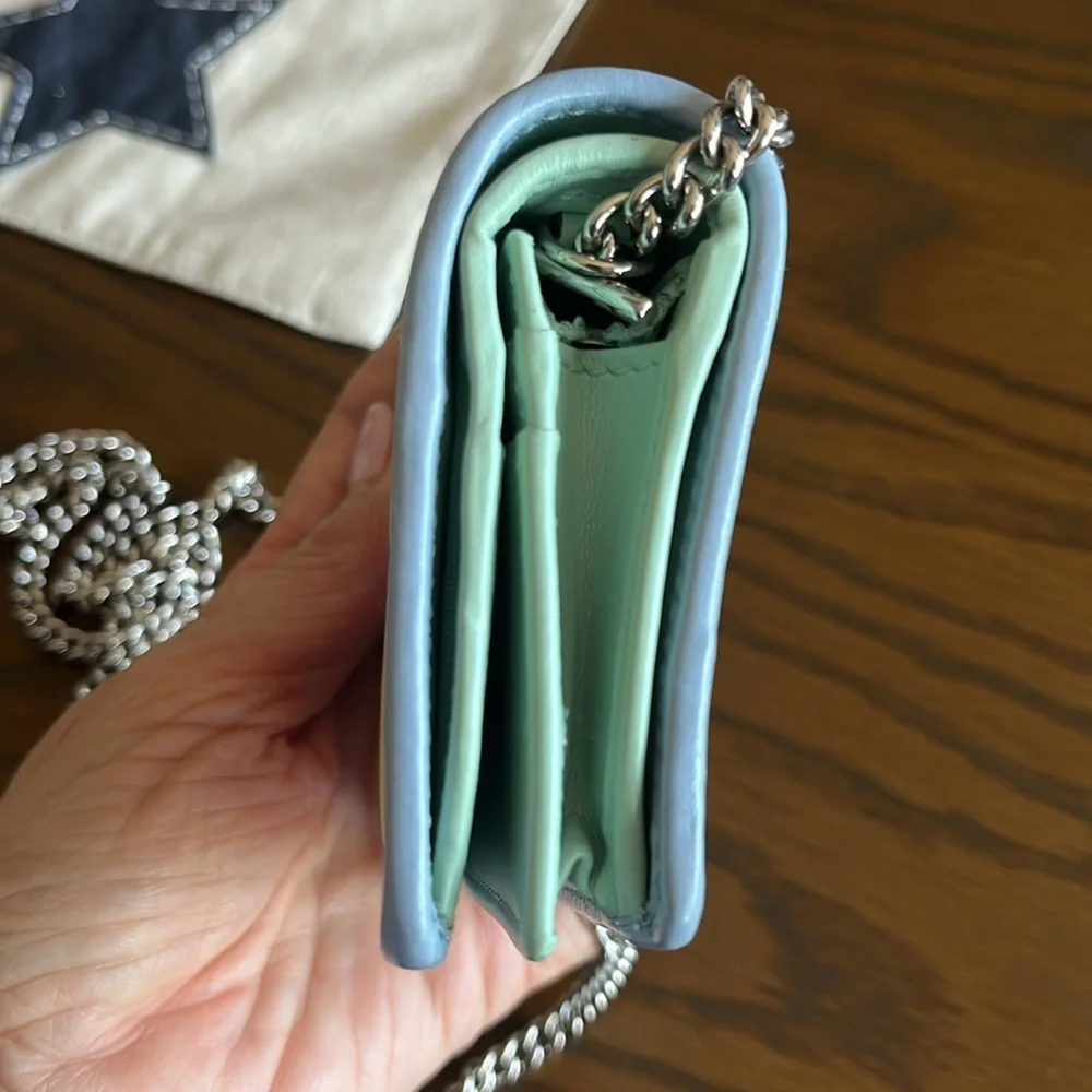 GUCCI GG MARMONT RAINBOW CHAIN WALLET - Picture 14 of 15